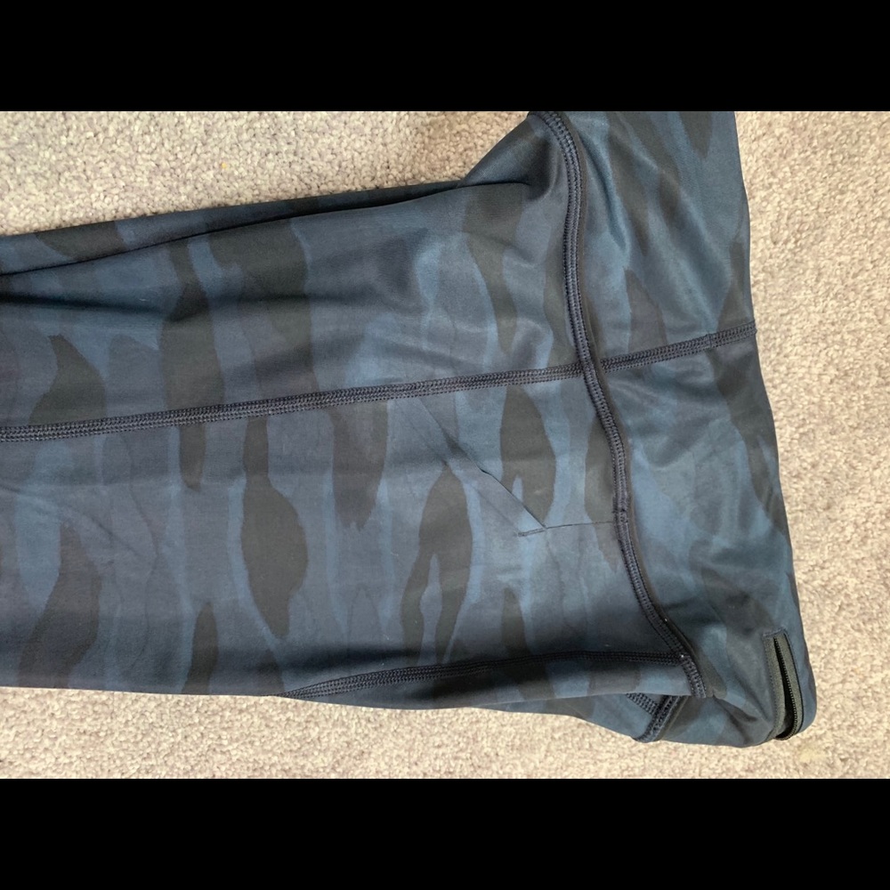 Lululemon Speed Crop - Picture 5 of 6